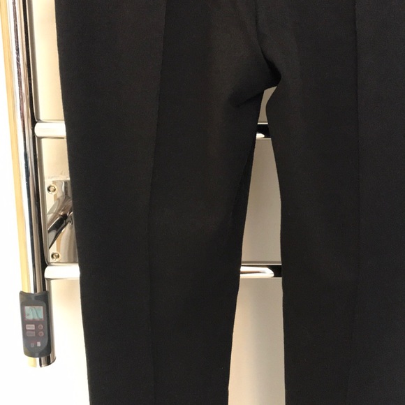 Black pants - Picture 4 of 4